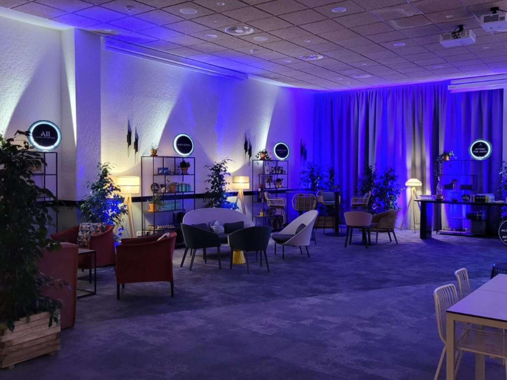 Novotel Campo De Las Naciones Мадрид Экстерьер фото